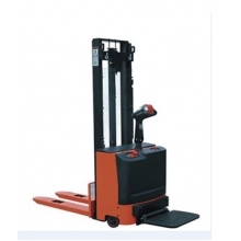 廈門(mén)全電動(dòng)堆高車(chē)、倉(cāng)庫(kù)裝卸車(chē)、車(chē)間堆垛車(chē)租賃服務(wù) 中金網(wǎng)有色商機(jī)平臺(tái)助力高效物流